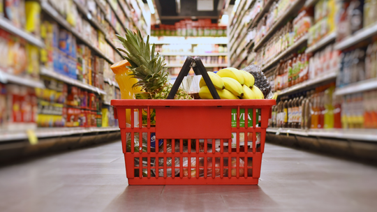 Handel kipi od emocji. Pracownicy wielu sieci domagają się podwyżek