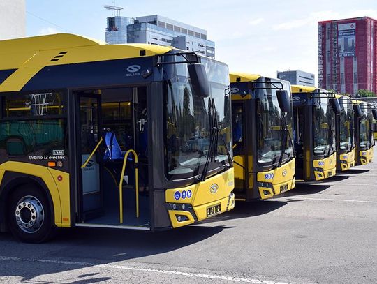 COVID opóźnia uruchomienie autobusowych linii metropolitalnych 