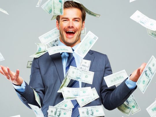 Od jakiej kwoty jest się w Polsce bogatym? Polacy wskazali