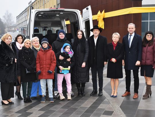 Podopieczni PSONI doczekali się nowego busa Podopieczni PSONI doczekali się nowego busa