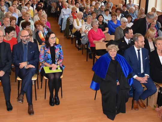 Wiwat Akademia!