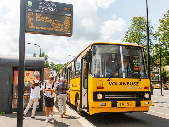 Zabytkowe Ikarusy przejechały przez powiat mikołowski